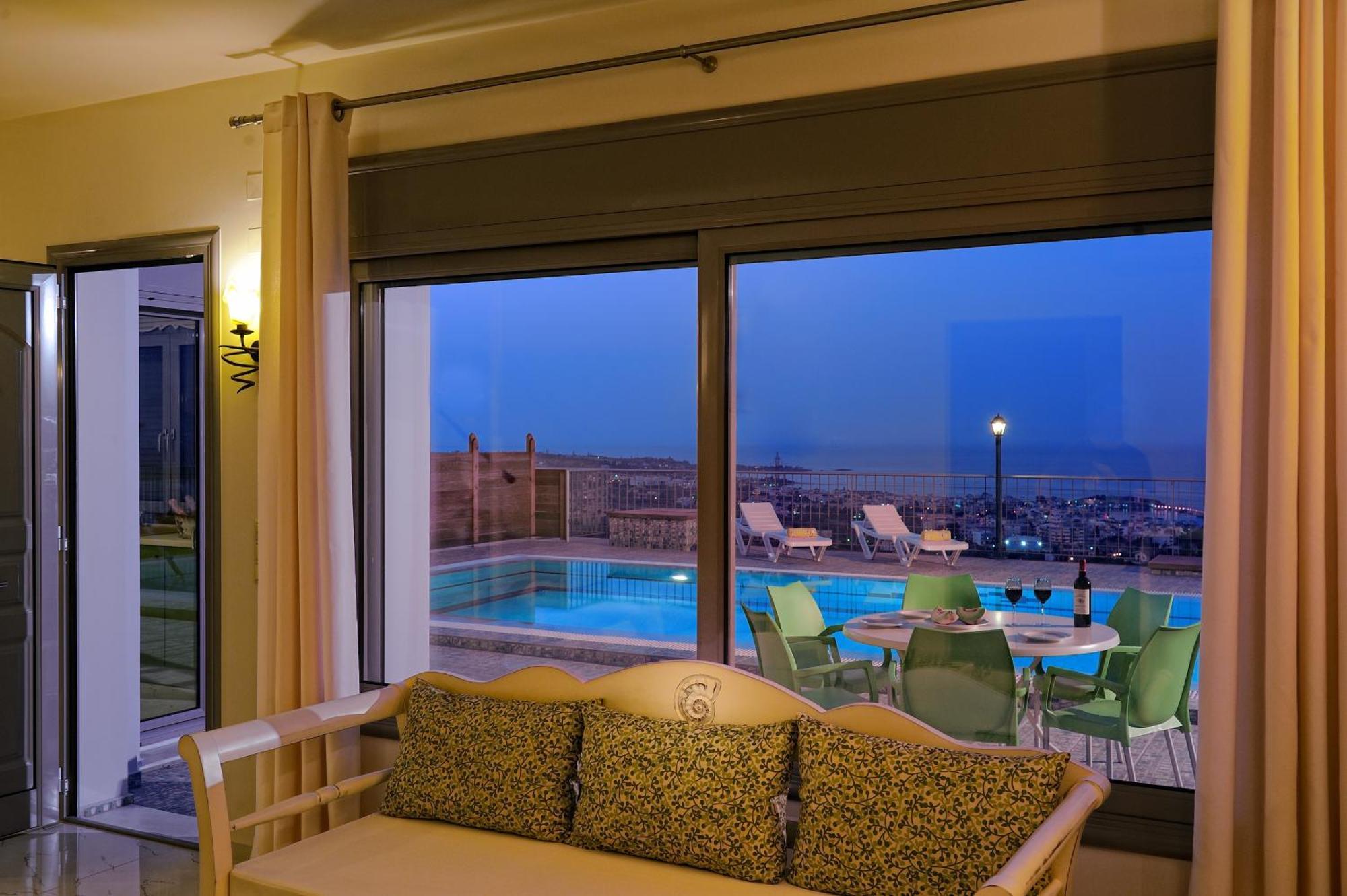 Danae Villas Hersonissos  Ruang foto