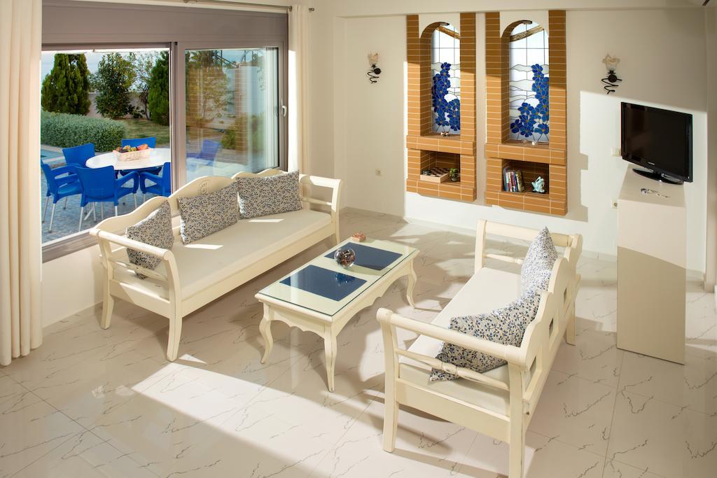 Danae Villas Hersonissos  Ruang foto